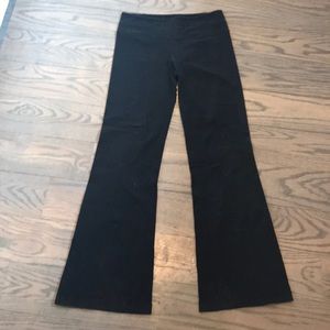 Lululemon yoga pants